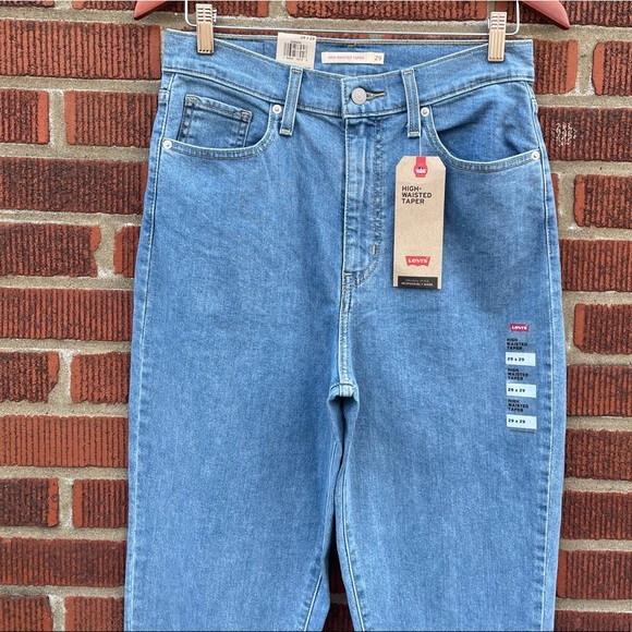 Levi's High Waisted Tapered Mom Stretch Jeans - Picture 4 of 9
